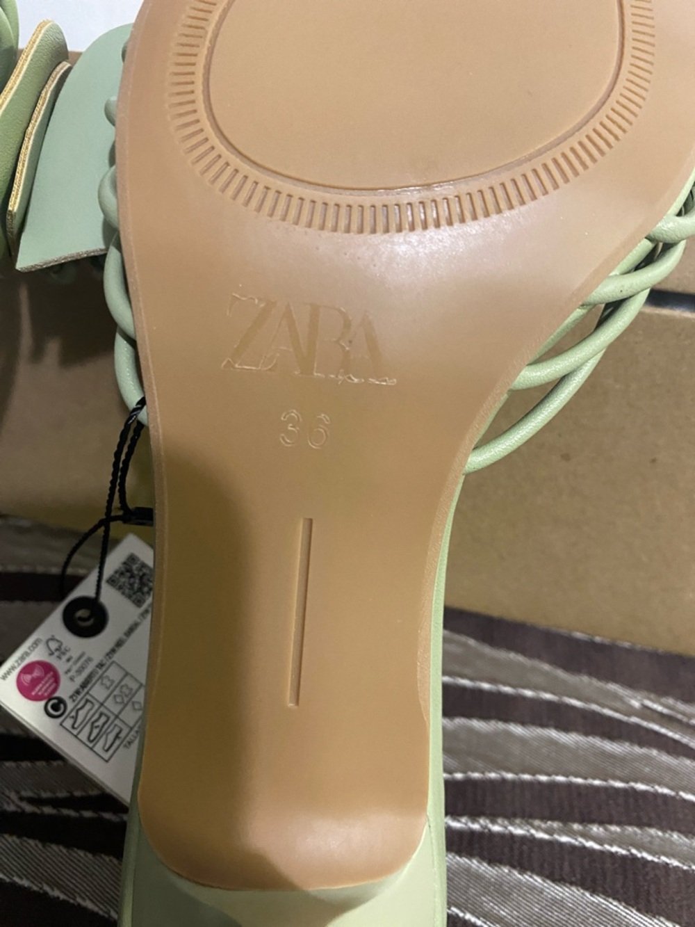 Zara Knot Detail Slide Sandals in Sage Green - Picture 5 of 7